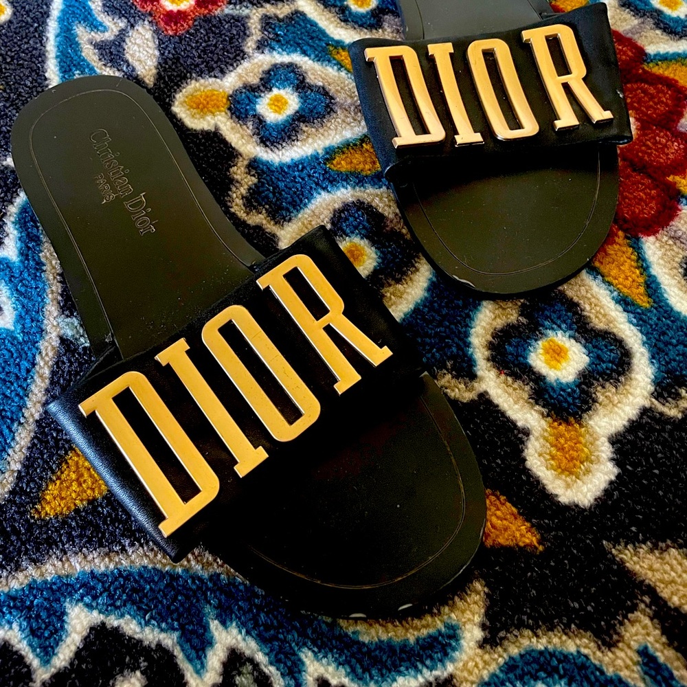 Christian Dior slides ! Shoot me a offer